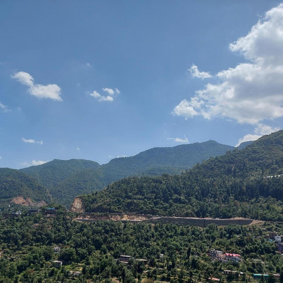 Mount Heaven Hotel Kandaghat ภายนอก รูปภาพ